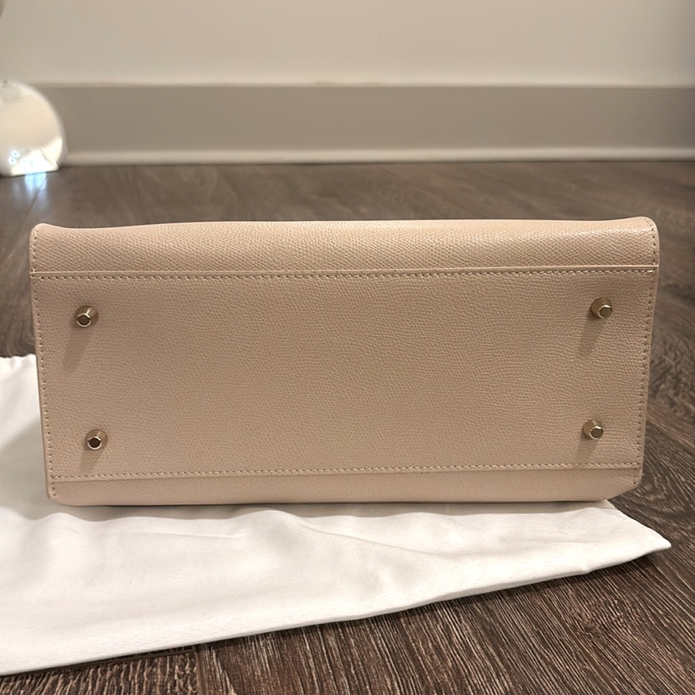 Furla 1927 Medium Shoulder Bag in Light Beige - Picture 3 of 9